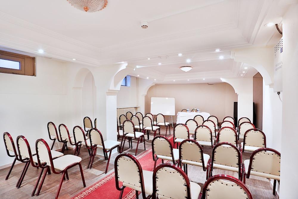 Barin Hotel Istanbul Ngoại thất bức ảnh