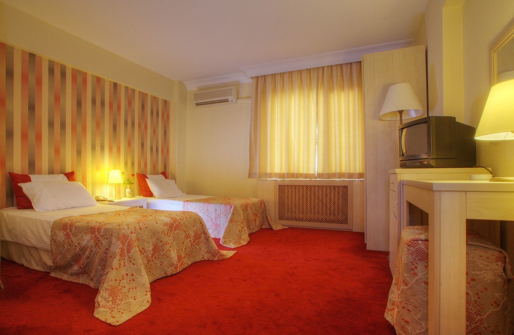 Barin Hotel Istanbul Ngoại thất bức ảnh